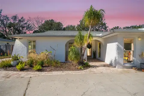 565 SANDY HOOK RD — home for sale