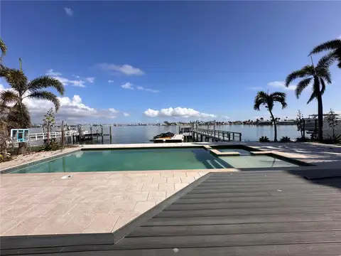 7015 BAY ST — home for sale