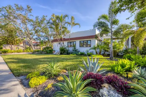 1864 CLEMATIS ST — home for sale