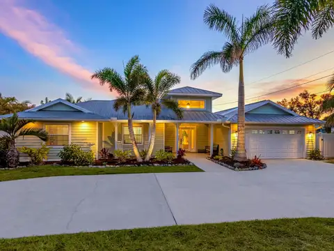 221 LYCHEE RD — home for sale