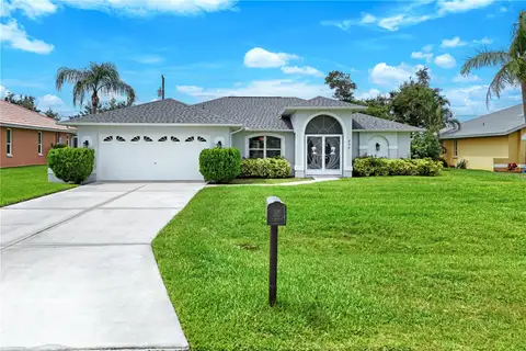 204 SE 19TH TER — home for sale