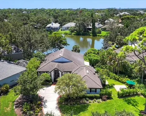 17 BAYHEAD LN — home for sale