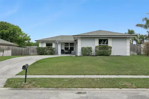 102 N SILVER CLUSTER CT — home for sale